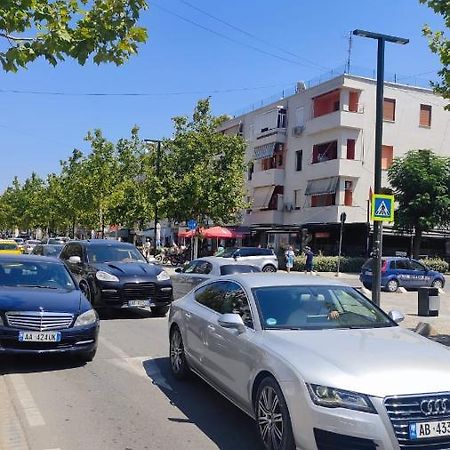 Lolu Apartment Plus Privat Parking Влёра Экстерьер фото