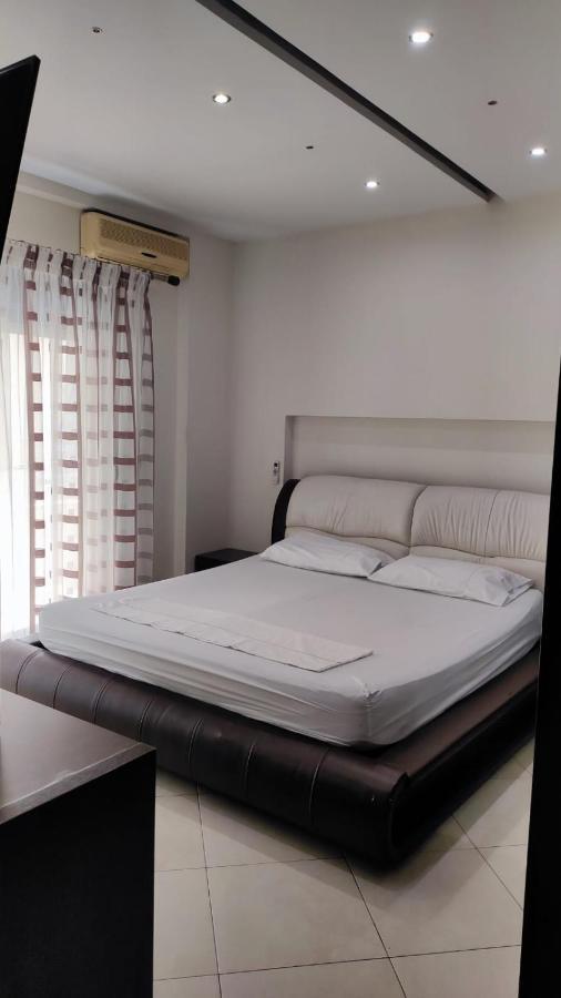 Lolu Apartment Plus Privat Parking Влёра Экстерьер фото