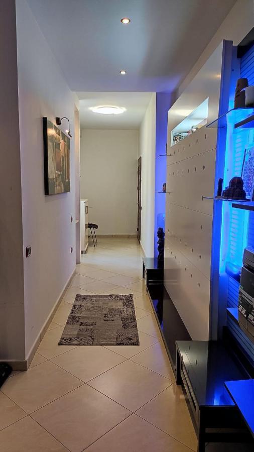 Lolu Apartment Plus Privat Parking Влёра Экстерьер фото
